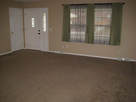 2nd image of 6258 Seiler Dr