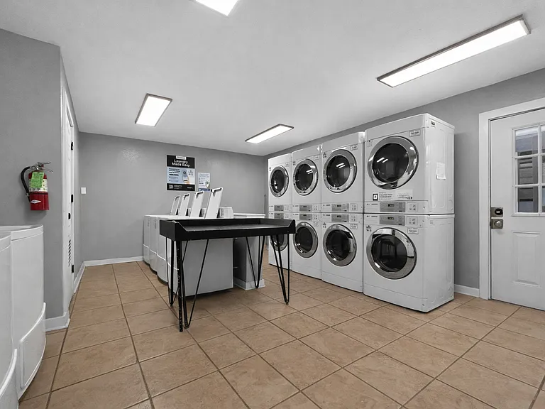 Quail Run Apartments — Photo 3