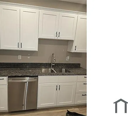 24 Suffield St #3