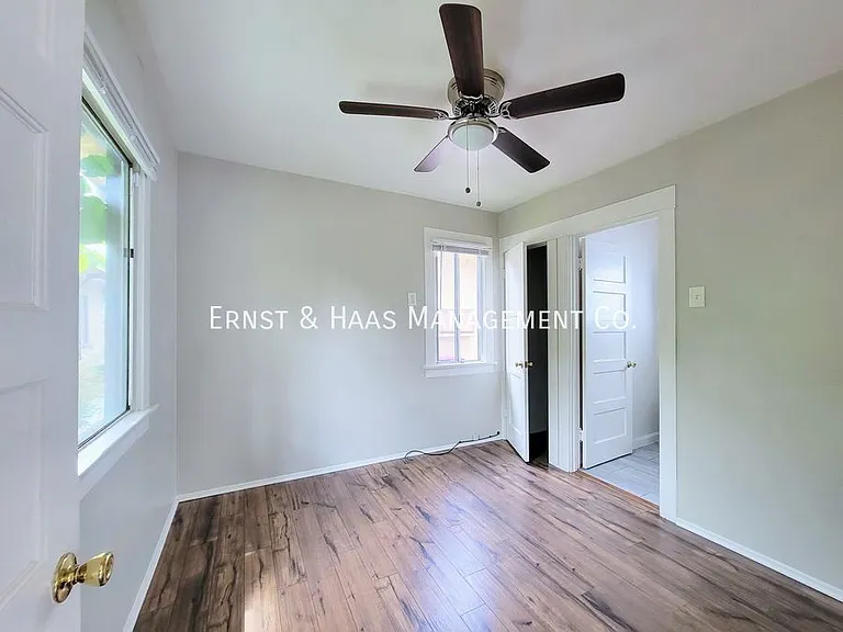 425 Redondo Ave #2 — Photo 10