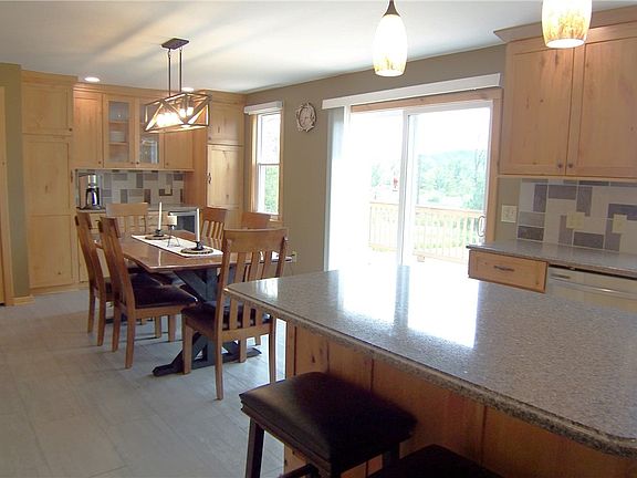 4th image of 4394 Hogback Hill Rd