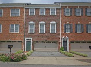 3811 Greenway Dr, Roanoke, VA 24018