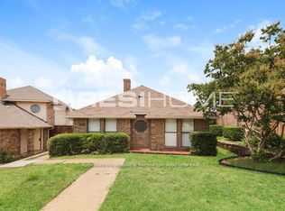 1511 Ranchview Ln, Carrollton, TX 75007