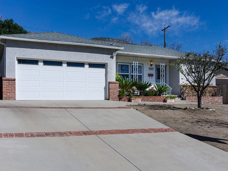 1st image of 3749 Los Amigos St