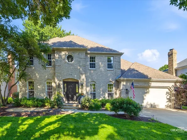 1644 Riparian Dr, Naperville, IL 60565