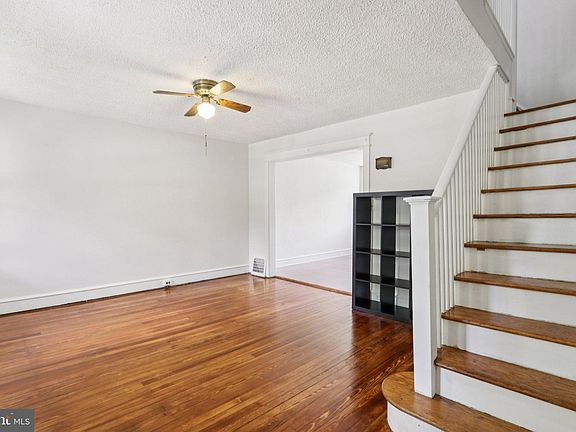 4th image of 111 Cooper Ave