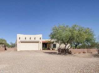 9525 S Big Thunder Dr, Vail, AZ 85641