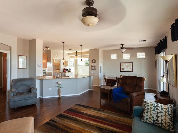 4th image of 8114 W Greensleeves Way