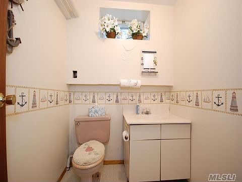 3rd image of 127 Country Village Ln
