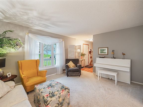5th image of 5558 Kensington Cir