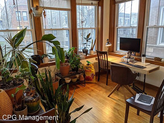 5th image of 2635 N Talman Ave #1S