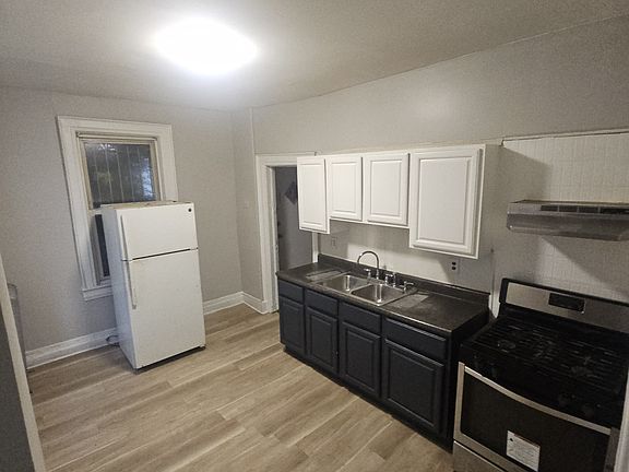 2nd image of 54 Hillside Ave #1