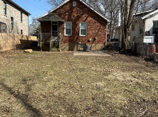 2017 Princeton Pl, Saint Louis, MO