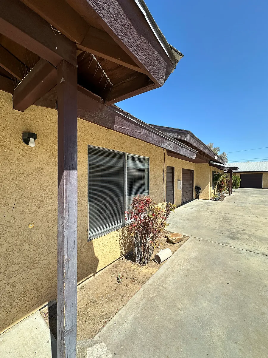 Building Photo - 7407 Cherokee Trl #6