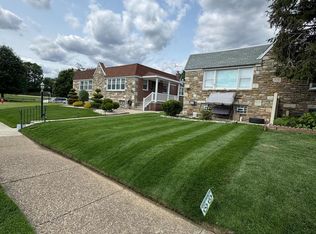 805 Griffith St, Philadelphia, PA 19111