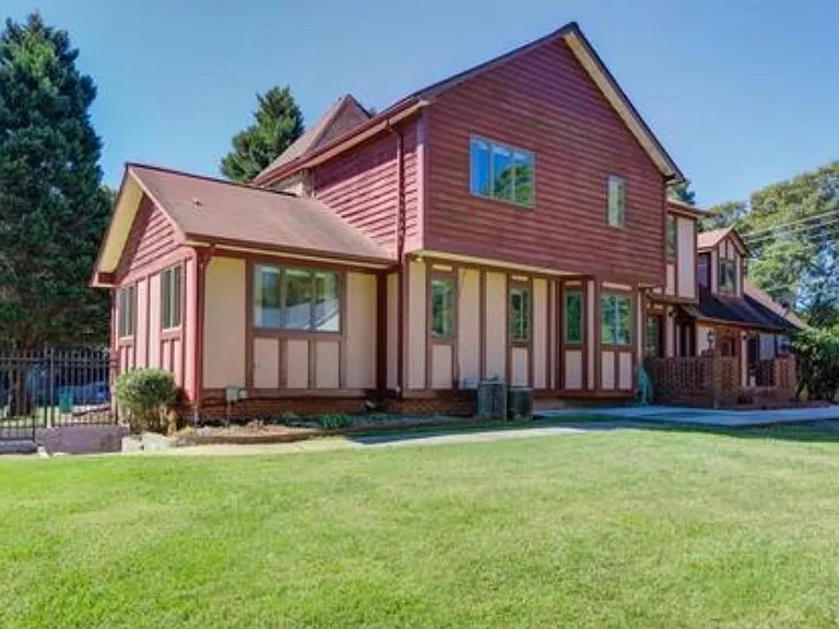 6101 Hampton Meadows Ln — Photo 4