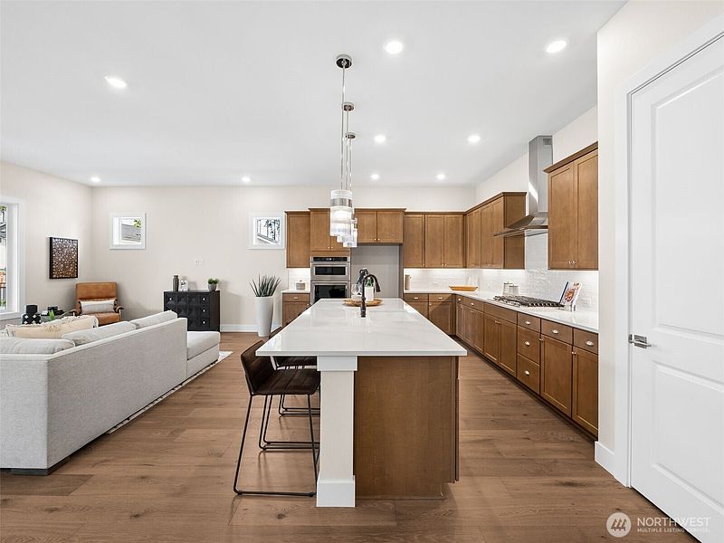 5th image of 14804 206th Avenue E #2557