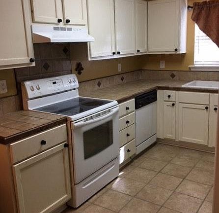 4th image of 100 Teal Ln APT 34