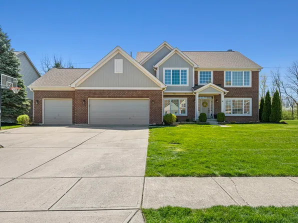 9089 Iris Ln, Zionsville, IN 46077