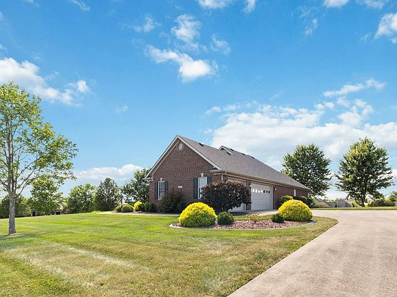 4th image of 8005 Wexford Dr