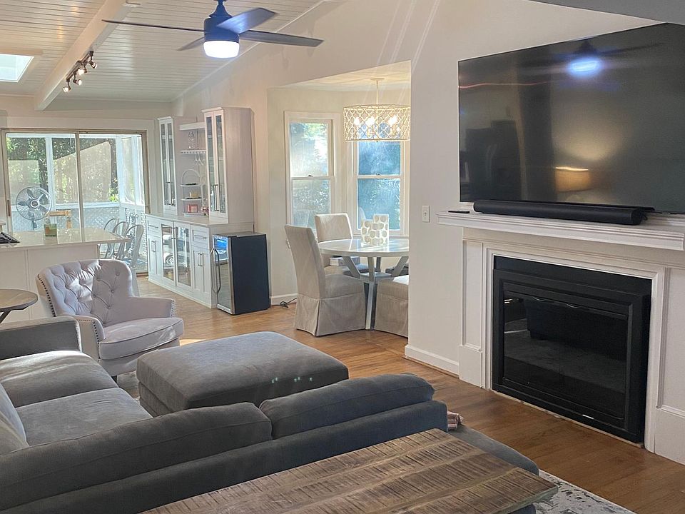 fireplace living room