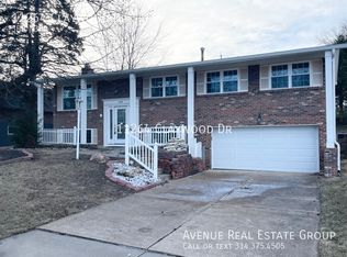 11264 Claywood Dr, Saint Louis, MO 63126