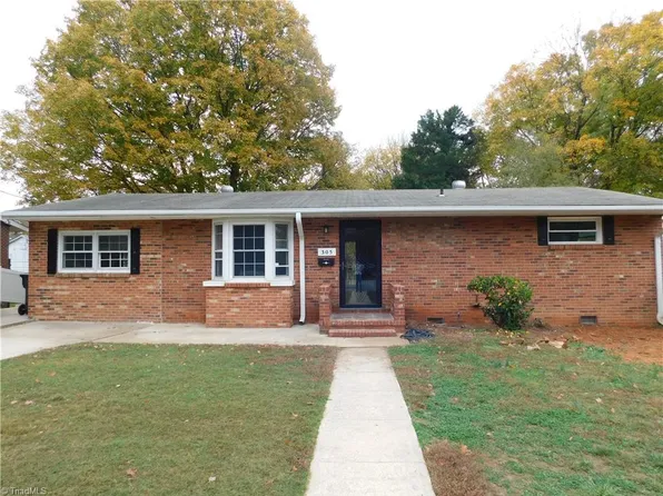 305 Mountain View Dr, Kernersville, NC 27284