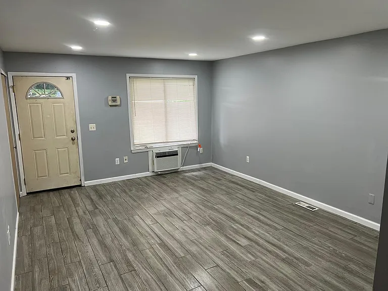 1774 N Carlson St — Photo 6