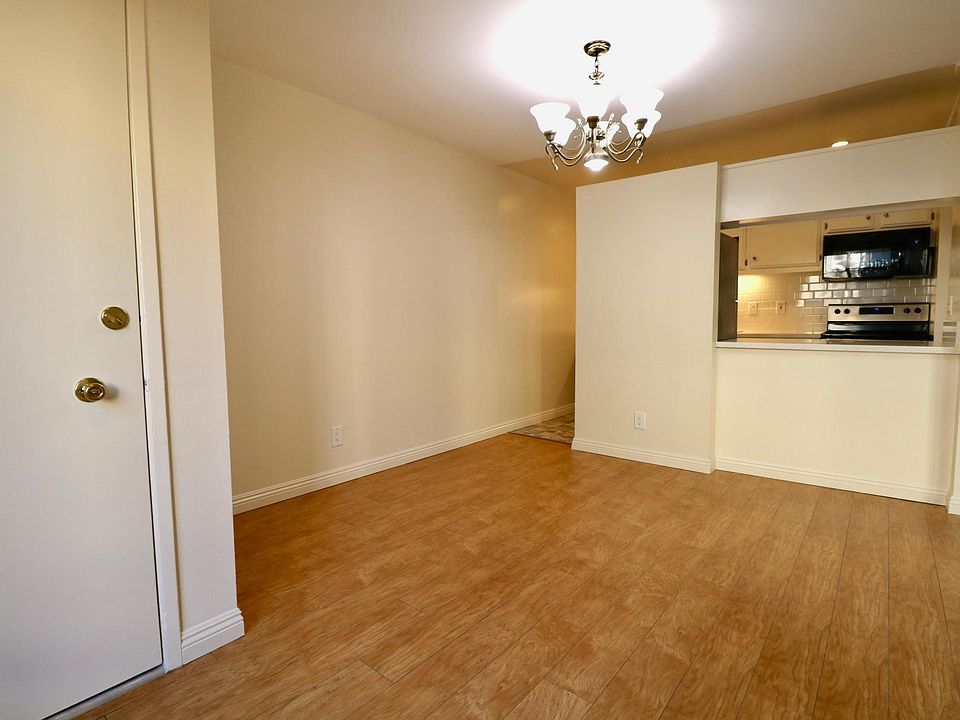 1st image of 611 S Prospect Ave Unit 102