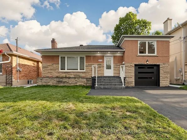 275 Betty Ann Dr, Toronto, ON M2R 1A9
