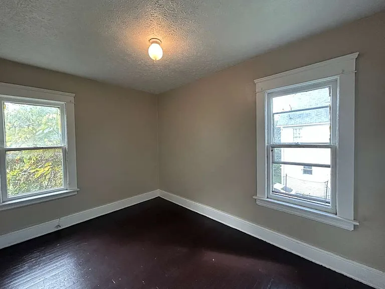 750 E 96th St #1 — Photo 9
