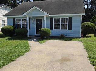 214 Old Oak Rd, Elizabeth City, NC 27909