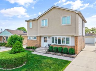 4516 Wesley Ter, Schiller Park, IL