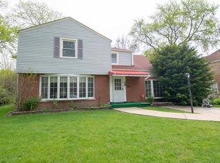 8311 Kilbourn Ave, Skokie, IL