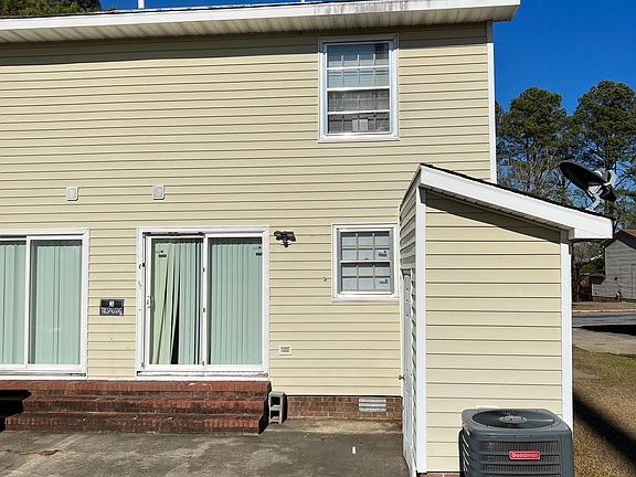 2nd image of 1011 Westover Dr #A