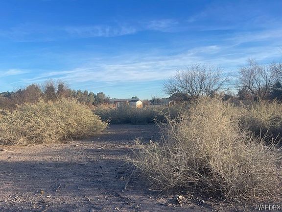 3rd image of 3099 E Old West Drive