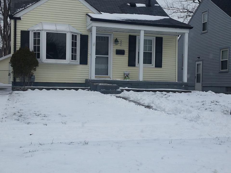 1st image of 464 Highland Ave