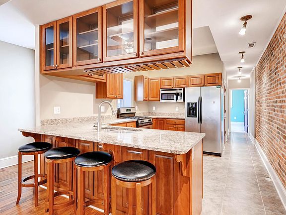 2240_E_Baltimore_St_Baltimore-large-008-8-2nd_Floor_Kitchen-