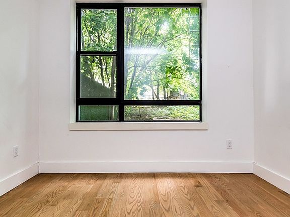 2nd image of 822 Saint Johns Pl #11K