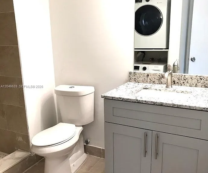 369 Lakeview Dr #203 — Photo 5