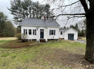 200 Weymouth Rd, Gray, ME 04039