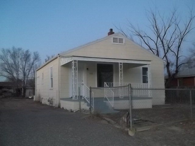 1st image of 1333 E River St