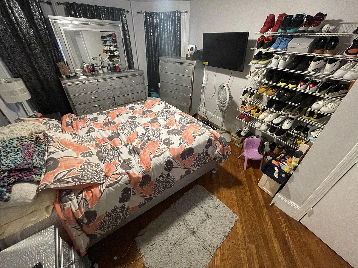 Building Photo - 963 Winthrop Ave #1
