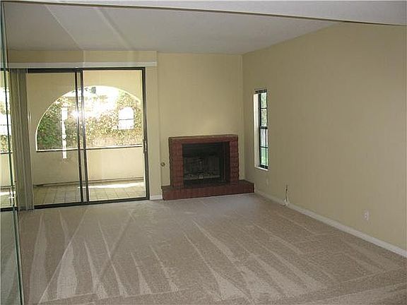 3rd image of 16170 Avenida Venusto APT 45