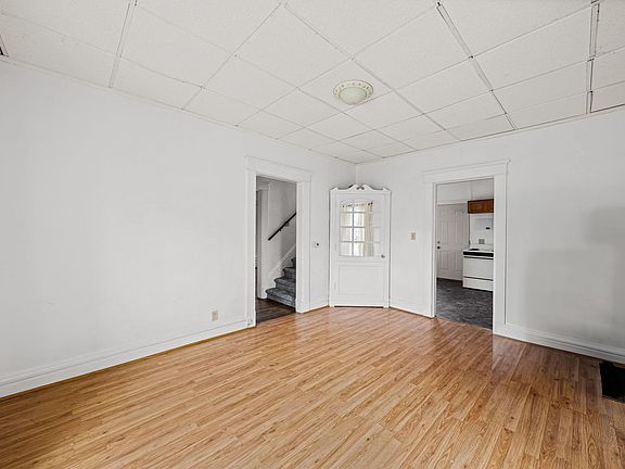 4th image of 307 W Beardsley Ave