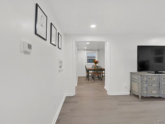 5th image of 2008 Albemarle St