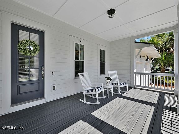 5th image of 472 RIDGEWAY Road