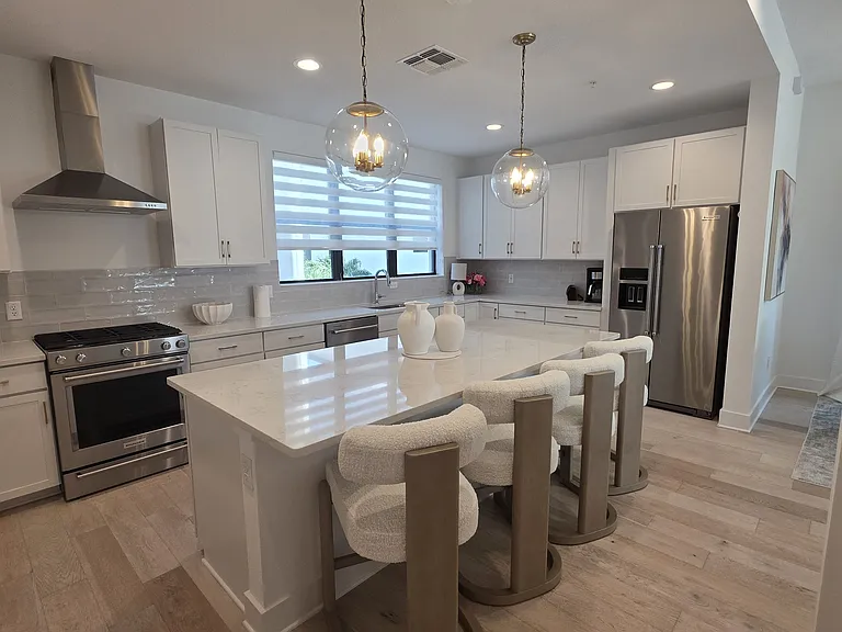 2511 N Grady Ave #6 — Photo 9