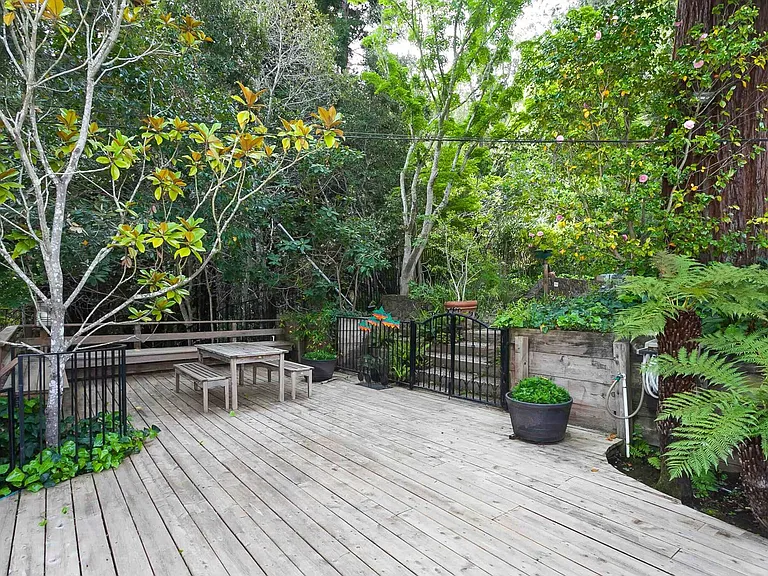 19 Spring Rd — Photo 11