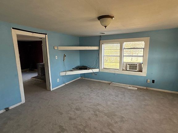 3rd image of 316 Butter And Egg Rd